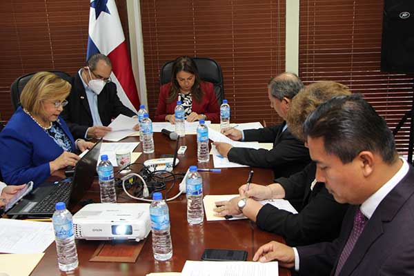 Panamá cuenta con 19 universidades reacreditadas por el Coneaupa