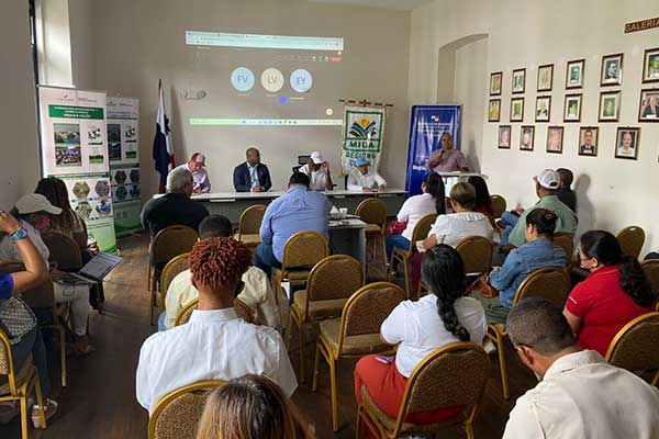 Realizan primera Mesa Agroclimática en la provincia de Colón