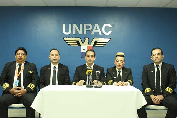 Soplan vientos de huelga en los vuelos de COPA
