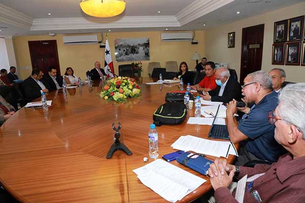 Buscan acuerdos en modificaciones al Proyecto de Ley de Equiparación de la ZLC