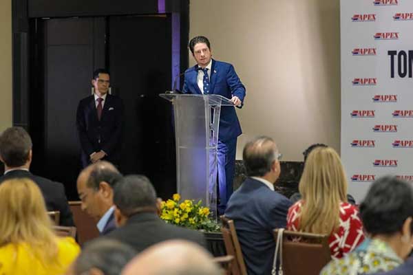 Ministro Alfaro Boyd reitera compromiso del gobierno con impulso a las exportaciones