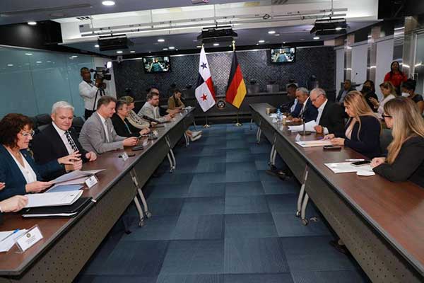 Parlamentarios alemanes y panameños abordan temas de interés
