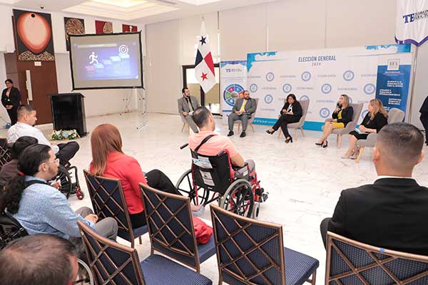 Realizan capacitación en derechos políticos electorales de las personas con discapacidad