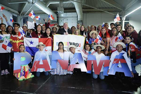 WRO escoge a FUNDESTEAM como su primer representante regional