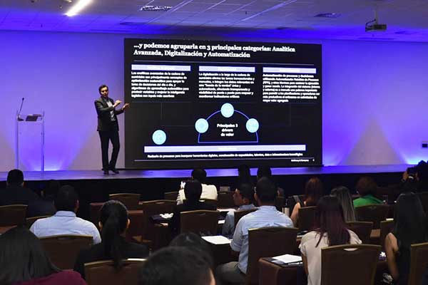 Expertos analizan “El Impacto de la Tecnología en las Operaciones Logísticas”
