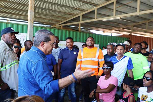 Ministro Paredes asegura que proyecto Altos de Los Lagos no se detendrá