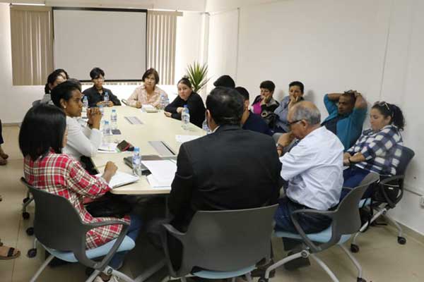 Jóvenes productores cubanos intercambian experiencias con el MIDA en Panamá