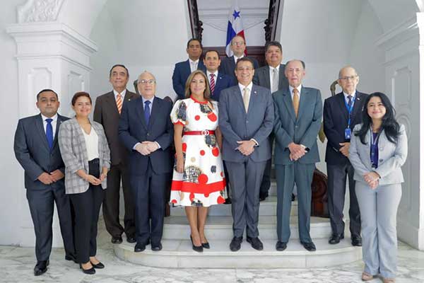 Comisión redactora del Código Procesal Contencioso Administrativo establece metodología y cronograma de actividades