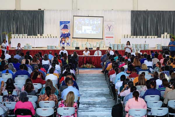 Entregan 300 Kits Educativo LEGO para centros educativos a nivel nacional 