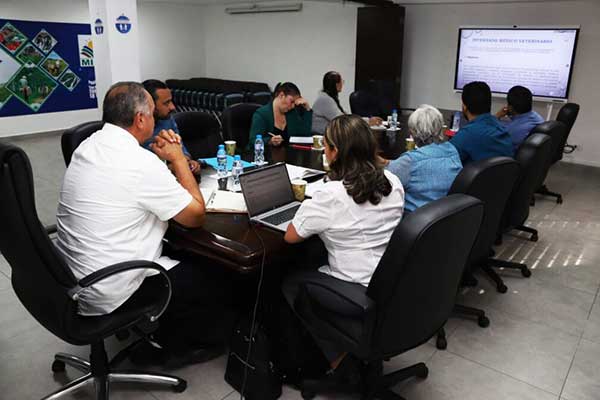Médicos Veterinarios residentes realizarán internado opcional en laboratorios de investigación