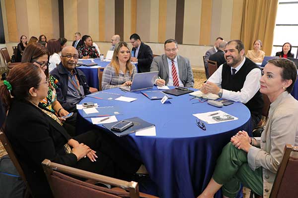 Expertos analizan en Panamá enfermedades no transmisibles