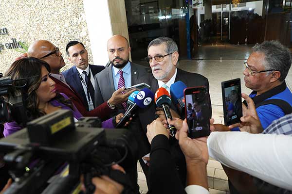 TE presenta denuncia ante la Fiscalía General Electoral