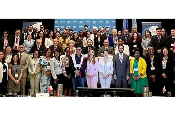 Autoridades de salud de la región abordan estrategias ante futuras pandemias