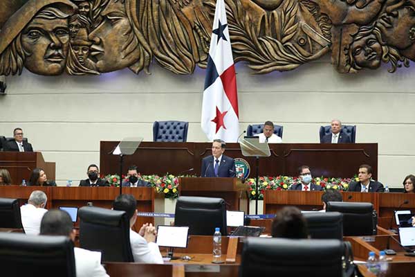 Cortizo insta al país tratar con responsabilidad diálogo por la CSS y el nuevo contrato minero