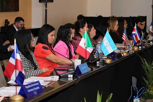MINSA brinda atención médica a mujeres migrantes en Darién