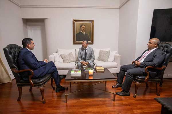 Carrizo Jaén recibe visita de cortesía del Secretario General electo de la OMI