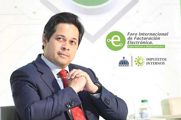 De Gracia pide no politizar debate del contrato minero