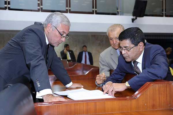 Norma que adopta Código Procesal Civil pasa a tercer debate