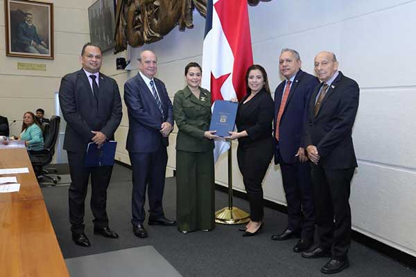 Presentan en la AN iniciativas de cooperación para atacar delincuencia y ciberdelincuencia