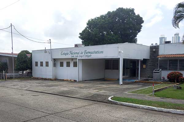 Farmacéuticos presentan sus nóminas para participar en elecciones de la Junta Directiva 2025-2027