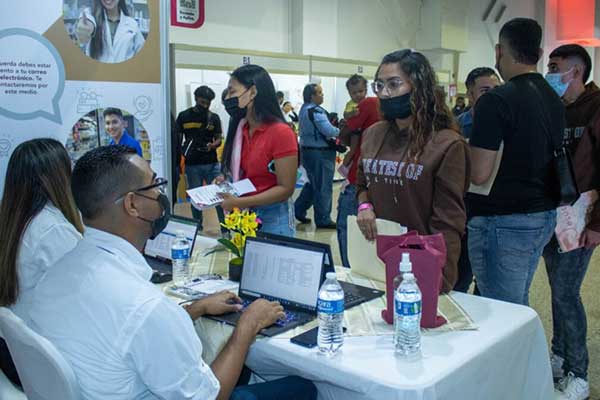 ¡Prepara tu currículum! Habrá feria de empleos este 7 y 8 de septiembre