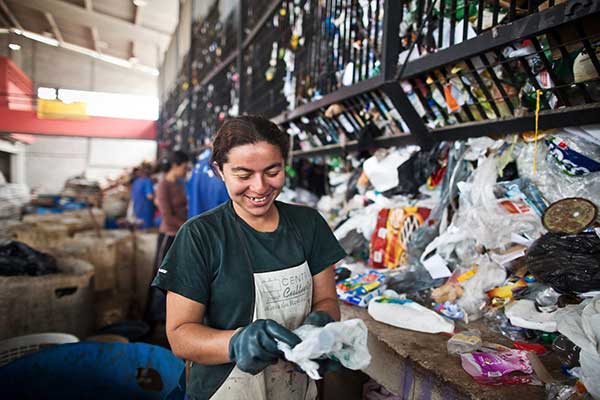 América Latina genera más de 200 millones de toneladas de residuos anualmente, solo se recicla 5%