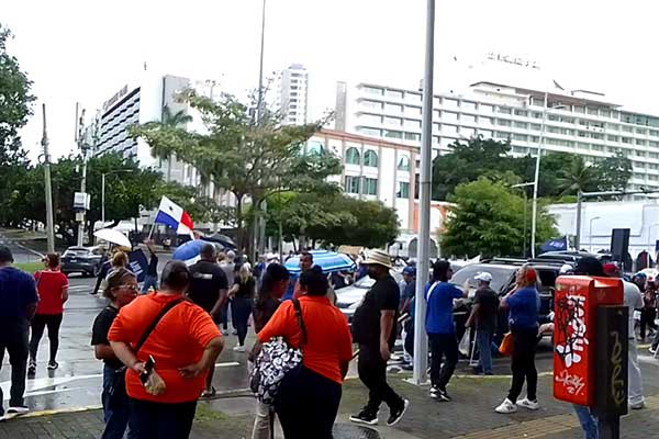 Panamá: MEDUCA mantiene medida de suspensión de clases este martes 24 de octubre