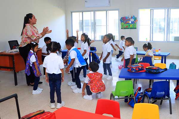 Panamá: menores inmigrantes podrán entrar al sistema escolar en el país