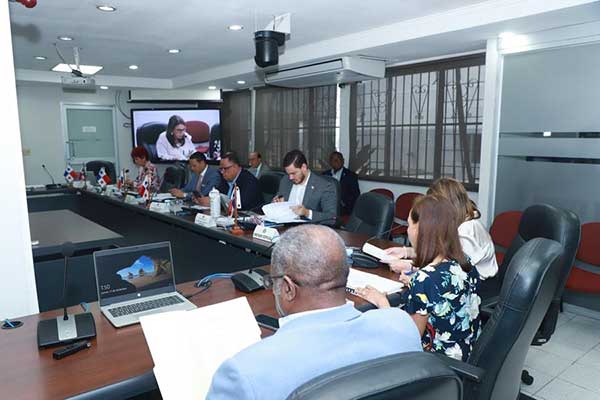 Aprueban traslados de partidas para el MEDUCA, Ifarhu y MOP