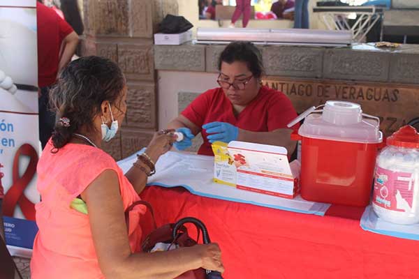 Conmemoran día mundial de la prevención del VIH en Veraguas
