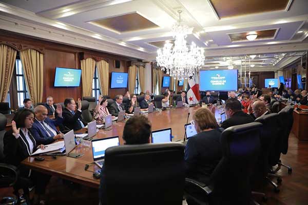 Gobierno reduce Presupuesto General del Estado de B/. 32,754 millones a B/.30,690.4 millones