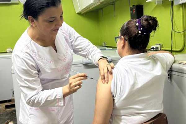 Autoridades de salud confirman 1,092 nuevos casos positivos de Covid, a pocos días para los carnavales
