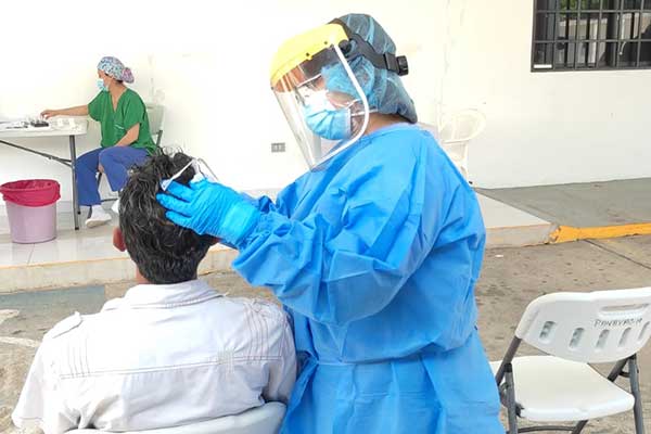 Casos de COVID registra significativa tendencia a la disminución en Chiriquí, afirma el MINSA