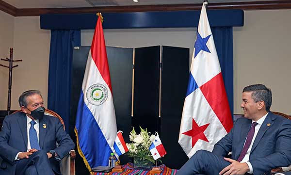 Cortizo retorna al país tras participar en Transmisión de Mando Presidencial de Guatemala
