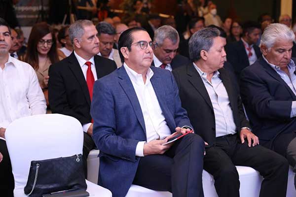 Martín Torrijos: Gobierno ha evadido la crisis del agua