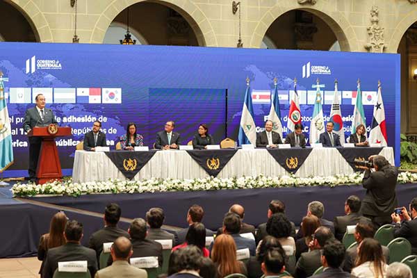 Panamá avala adhesión de Guatemala al TLC de Centroamérica con la República de Corea