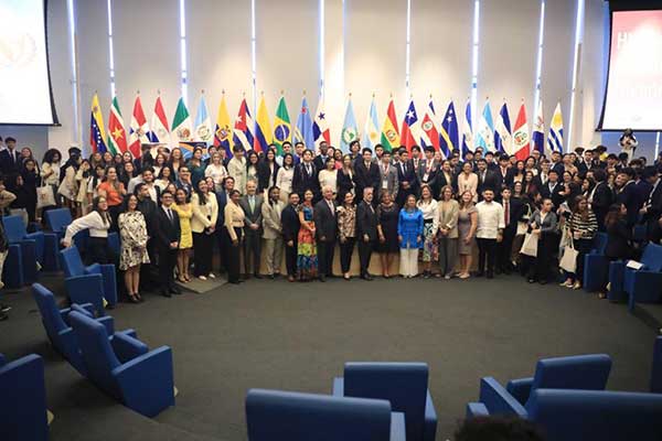 Panamá congrega a jóvenes líderes del mundo