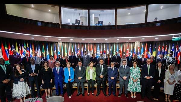 Panamá participa en cumbre regional de educación en Chile