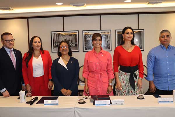 Todo listo para el Carnaval de la Ciudad de Panamá 2024: Celebración y Tradición Resplandecientes