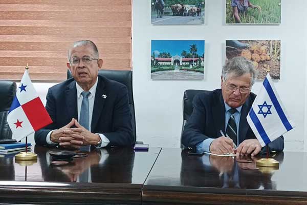 Panamá busca establecer una política de agua con apoyo de Israel