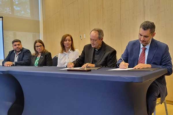 Suscriben convenio para futuro Instituto STEAM en Panamá