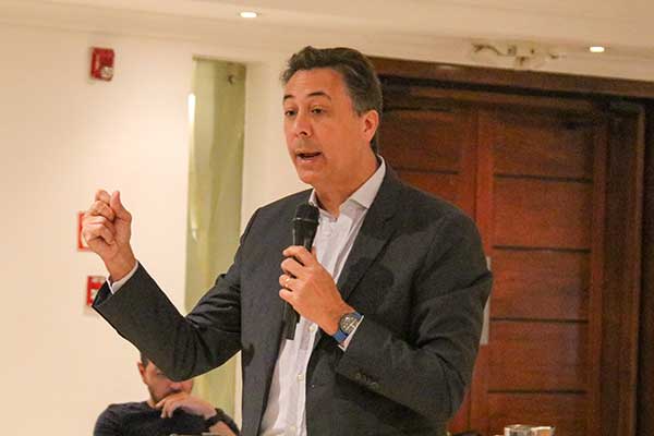 Arrocha pide terminar con “promesas vacías” y se compromete actuar por un “Panamá mejor”