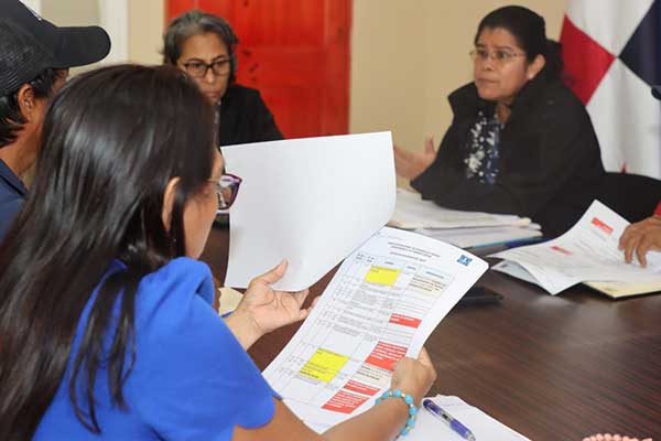 Captan información social de más de 15 mil familias en 100 censos