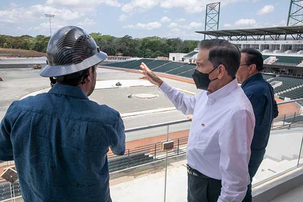 Cortizo constata avance de Estadio Mariano Rivera y Centro de Alto Rendimiento en La Chorrera