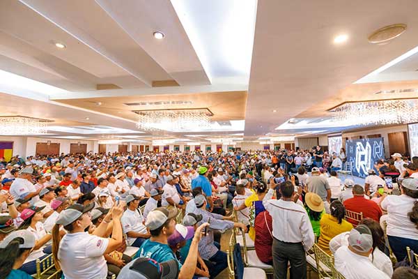 Fórmula Roux-Blandón muestra en Veraguas su fuerza territorial con encuentro de 1,324 candidatos a nivel nacional