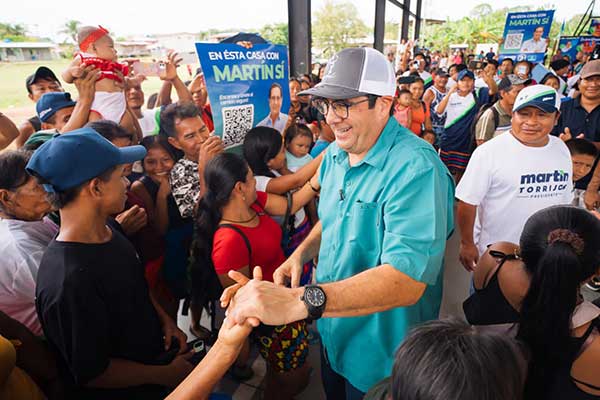 Martín afirma que su gobierno saldará deuda social y moral que se tiene con los pueblos indígenas
