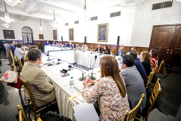 Mesa Técnica trabaja en reglamentación de Ley de Medicamentos