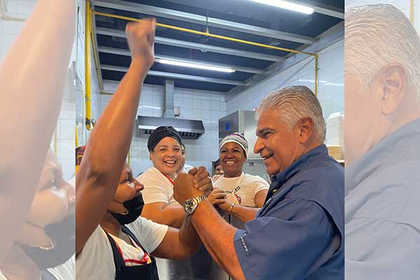 Mulino afirma que retomará programas para que “mesa de los panameños vuelva a estar llena de comida”