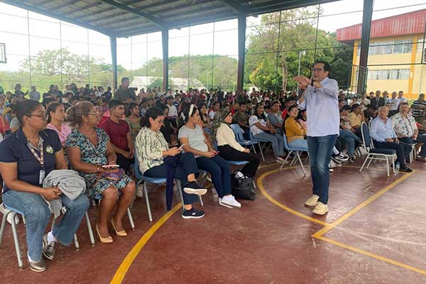 Torrijos afirma que liderará un Gobierno de diálogo, no de confrontación