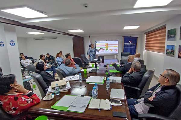 Transformación del INA da pasos firmes para su modernización y tecnificación, asegura Valderrama